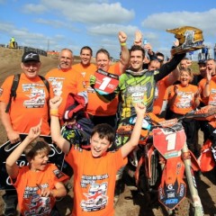 Shaun Simpson conquista título britânico de motocross MX1