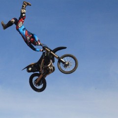 Marcelo Simões comenta o 3600 Jumps International FMX Bolívia